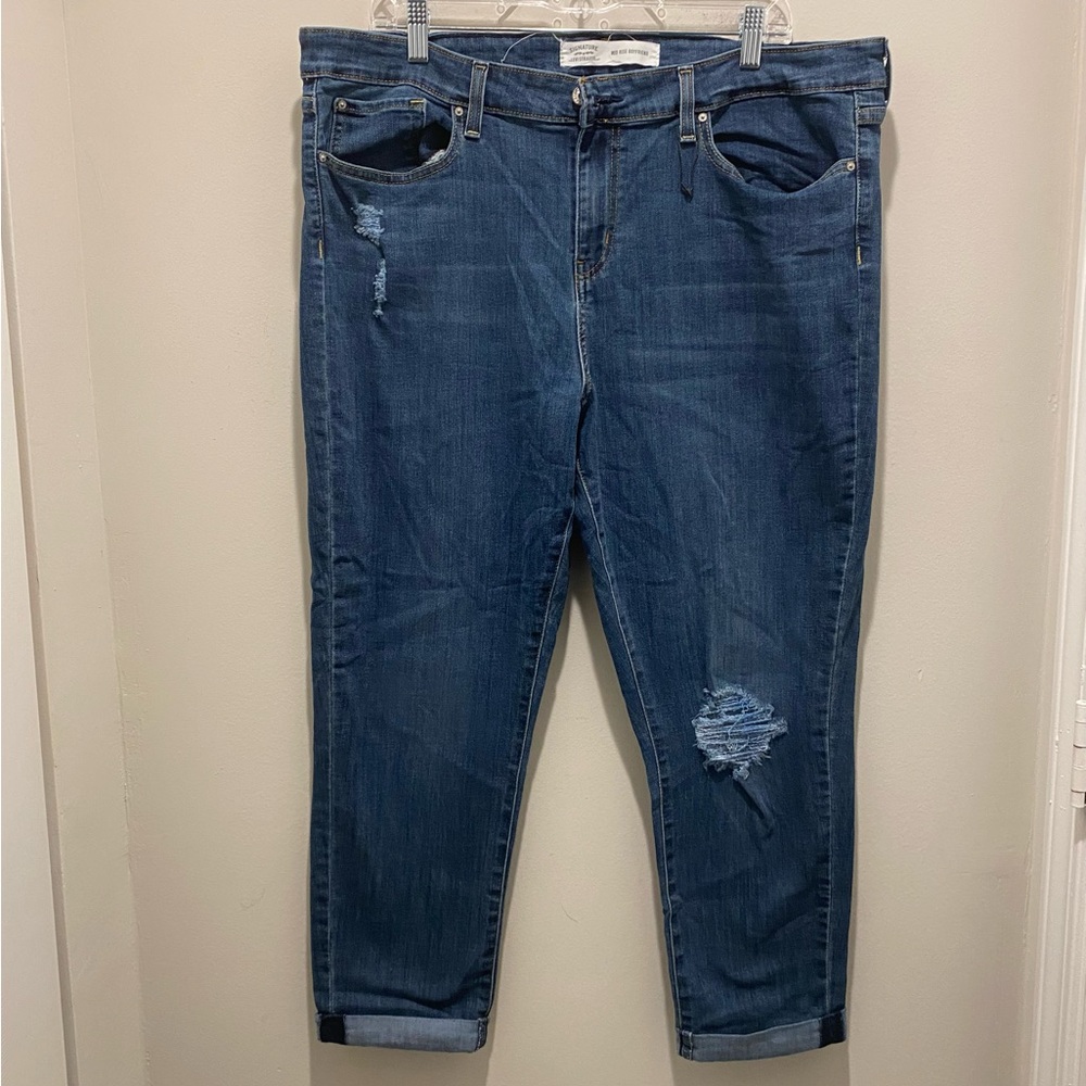 Signature by Levi Strauss Mid-Rise Boyfriend Jeans Womens Size 18 (34x29)Cuffed